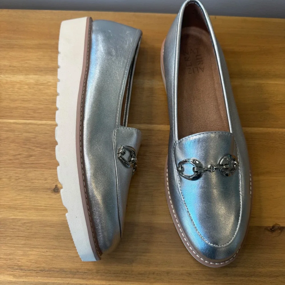 Naturalizer Adiline-Bit Women 9.5 M Metallic Silver Leather Platform Loafers